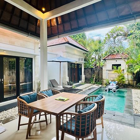 Villa Banua Seminyak ภายนอก รูปภาพ